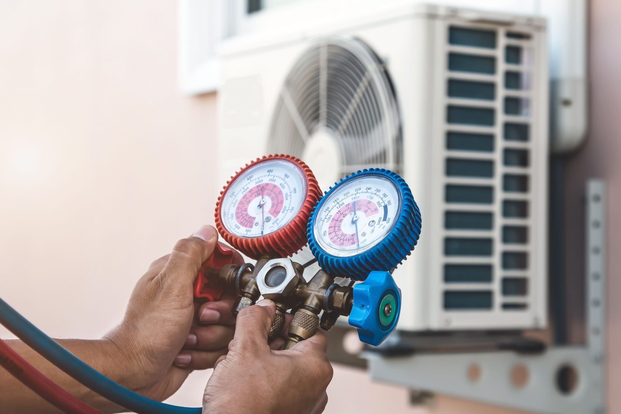 Tips on Fighting Condensation in Your Air Compressor Air Center